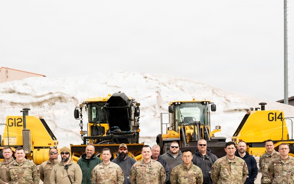 Pease Snow Team Photo winter season 2025-2026