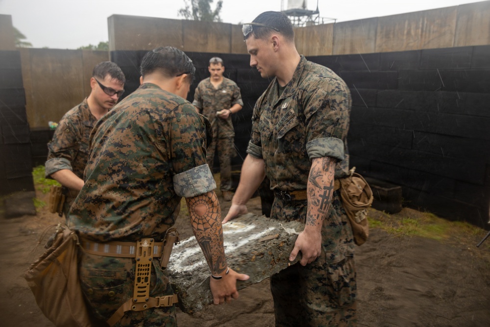 Emerging Technologies: Explosive Ordnance Disposal teams on MCBH hosts demonstration of innovative products