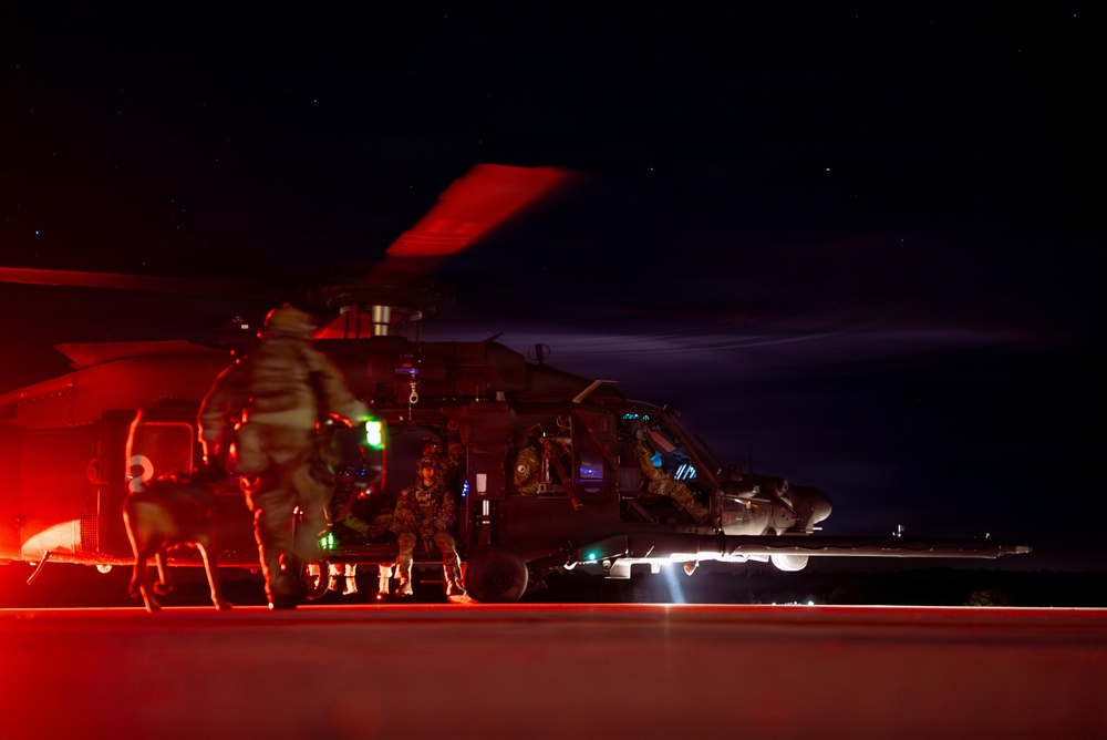 Rangers Prepare to Fast Rope