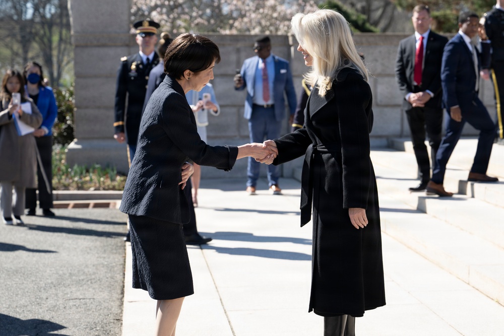 Japanese Prime Minister Sanae Takaichi Visits Arlington National Cemetery