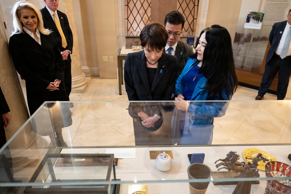 Japanese Prime Minister Sanae Takaichi Visits Arlington National Cemetery