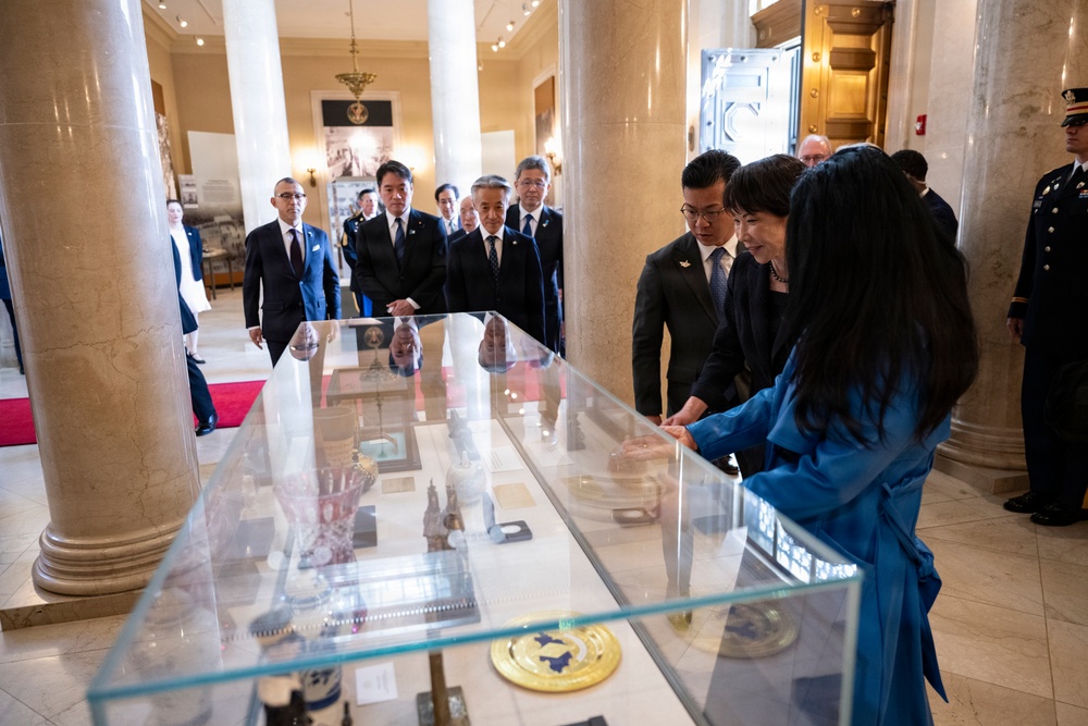 Japanese Prime Minister Sanae Takaichi Visits Arlington National Cemetery