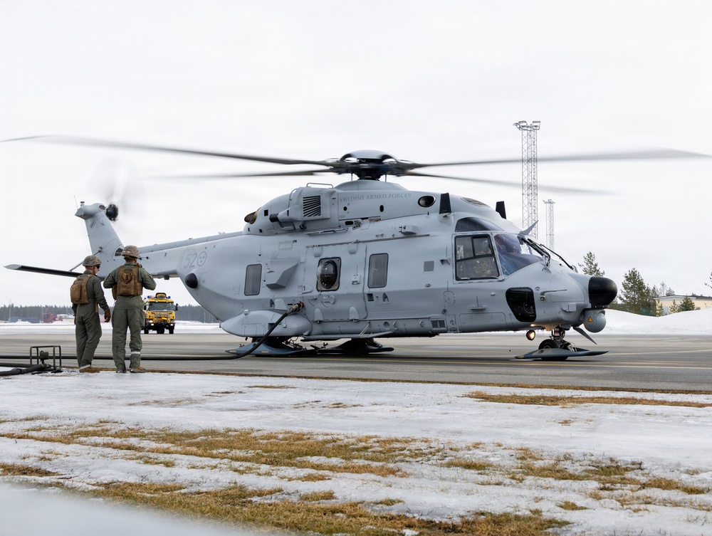 CORE26 | Swedish Soldiers, U.S. Marines Join Together to Fuel Aircraft in the Arctic