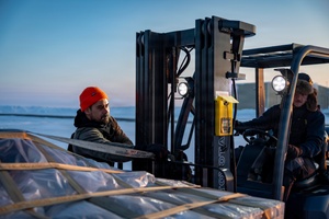 Building an Ice Camp ICEX 2022