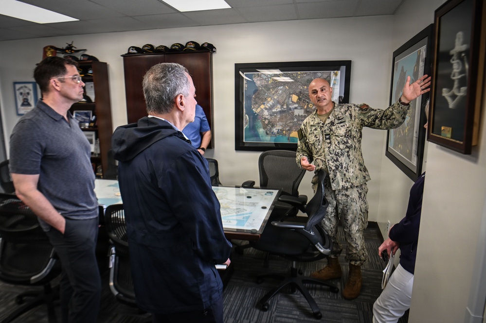 National Commission on the Future of the U.S. Navy (FNC) visits JBPHH