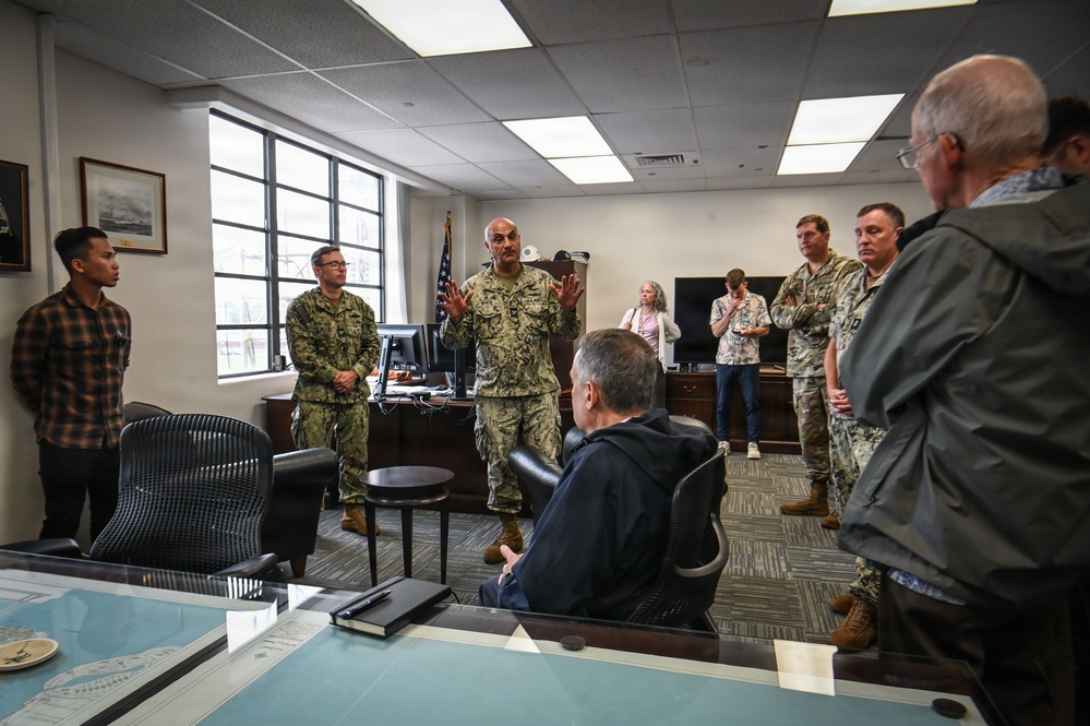 National Commission on the Future of the U.S. Navy (FNC) visits JBPHH