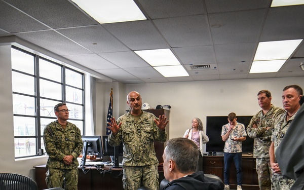 National Commission on the Future of the U.S. Navy (FNC) visits JBPHH