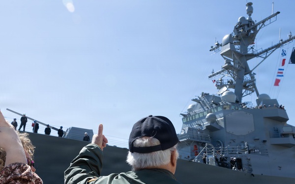 Future USS Harvey C. Barnum Jr. (DDG 124) Arrives at Naval Station Norfolk Homeport Ahead of Commissioning