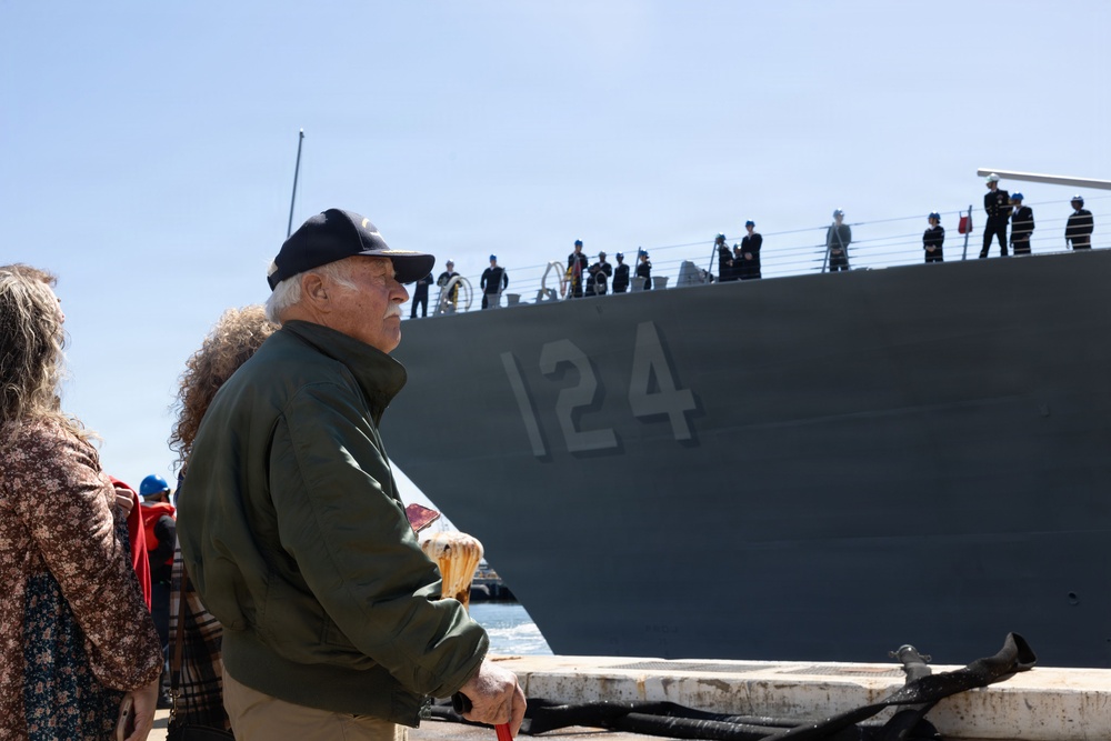 Future USS Harvey C. Barnum Jr. (DDG 124) Arrives at Naval Station Norfolk Homeport Ahead of Commissioning
