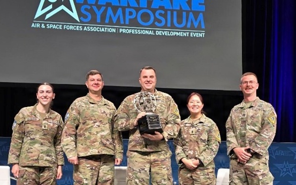 VSFB’s 2nd SLS Receives 2025 General Atomics USSF Unit of the Year Award