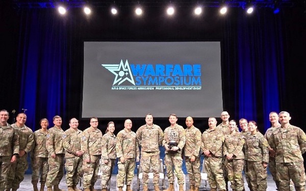 VSFB’s 2nd SLS Receives 2025 General Atomics USSF Unit of the Year Award