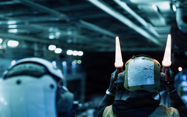 11th MEU Marines, Sailors conduct well deck operations aboard USS Portland