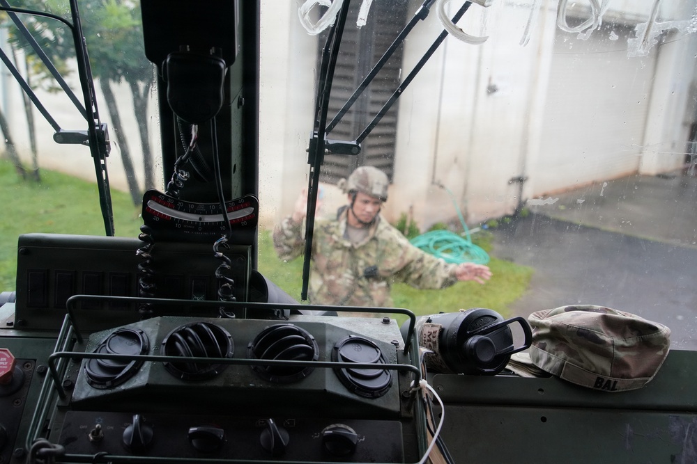 Hawaii Army National Guard assists residents in evacuation