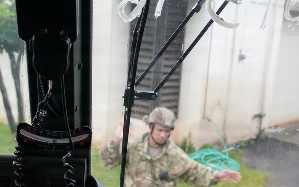 Hawaii Army National Guard assists residents in evacuation