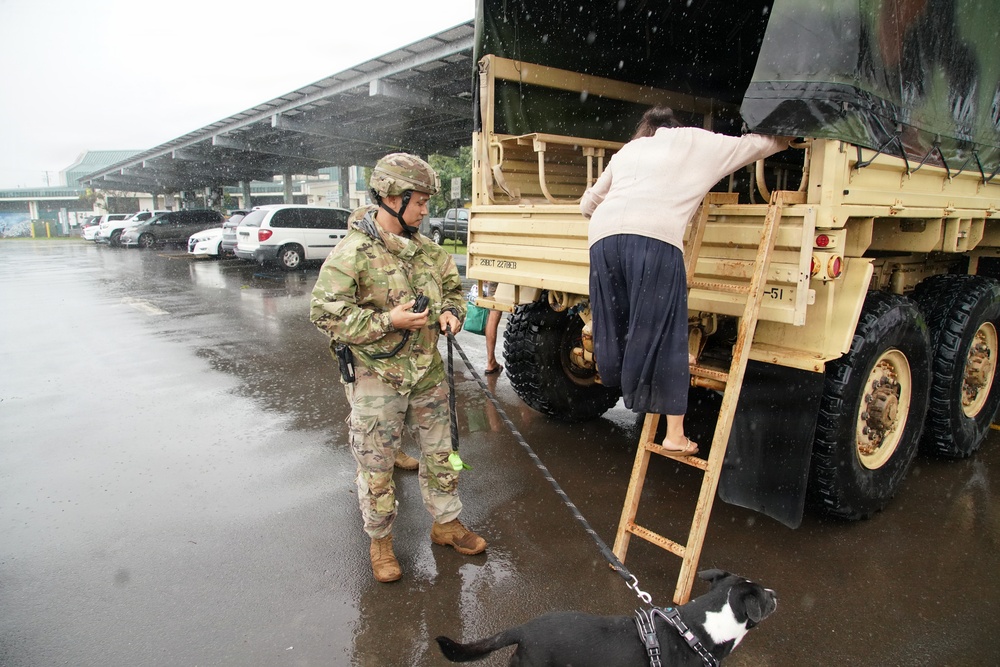 Hawaii Army National Guard assists residents in evacuation