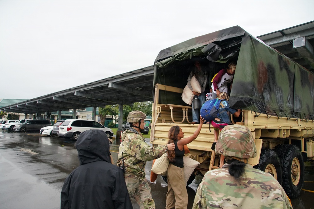 Hawaii Army National Guard assists residents in evacuation