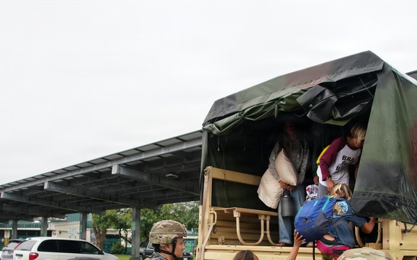 Hawaii Army National Guard assists residents in evacuation