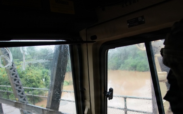 Hawaii Army National Guard assists residents in evacuation
