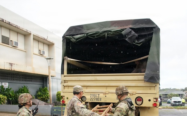 Hawaii Army National Guard assists residents in evacuation