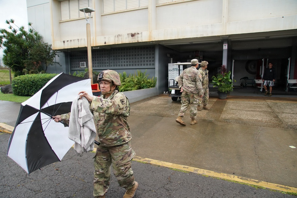 Hawaii Army National Guard assists residents in evacuation