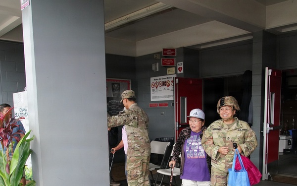 Hawaii Army National Guard assists residents in evacuation