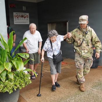 Hawaii Army National Guard assists residents in evacuation