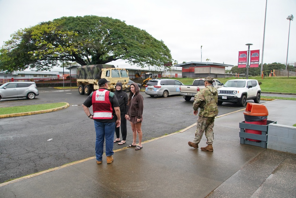 Hawaii Army National Guard assists residents in evacuation