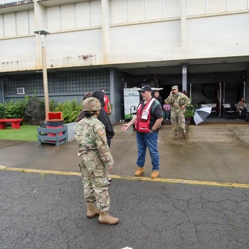Hawaii Army National Guard assists residents in evacuation