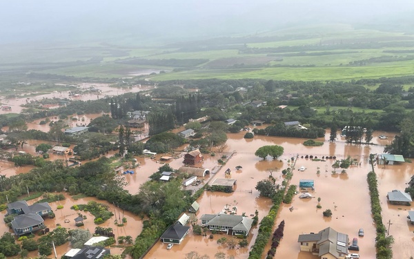 Coast Guard conducts overflight during flash floods on Oahu