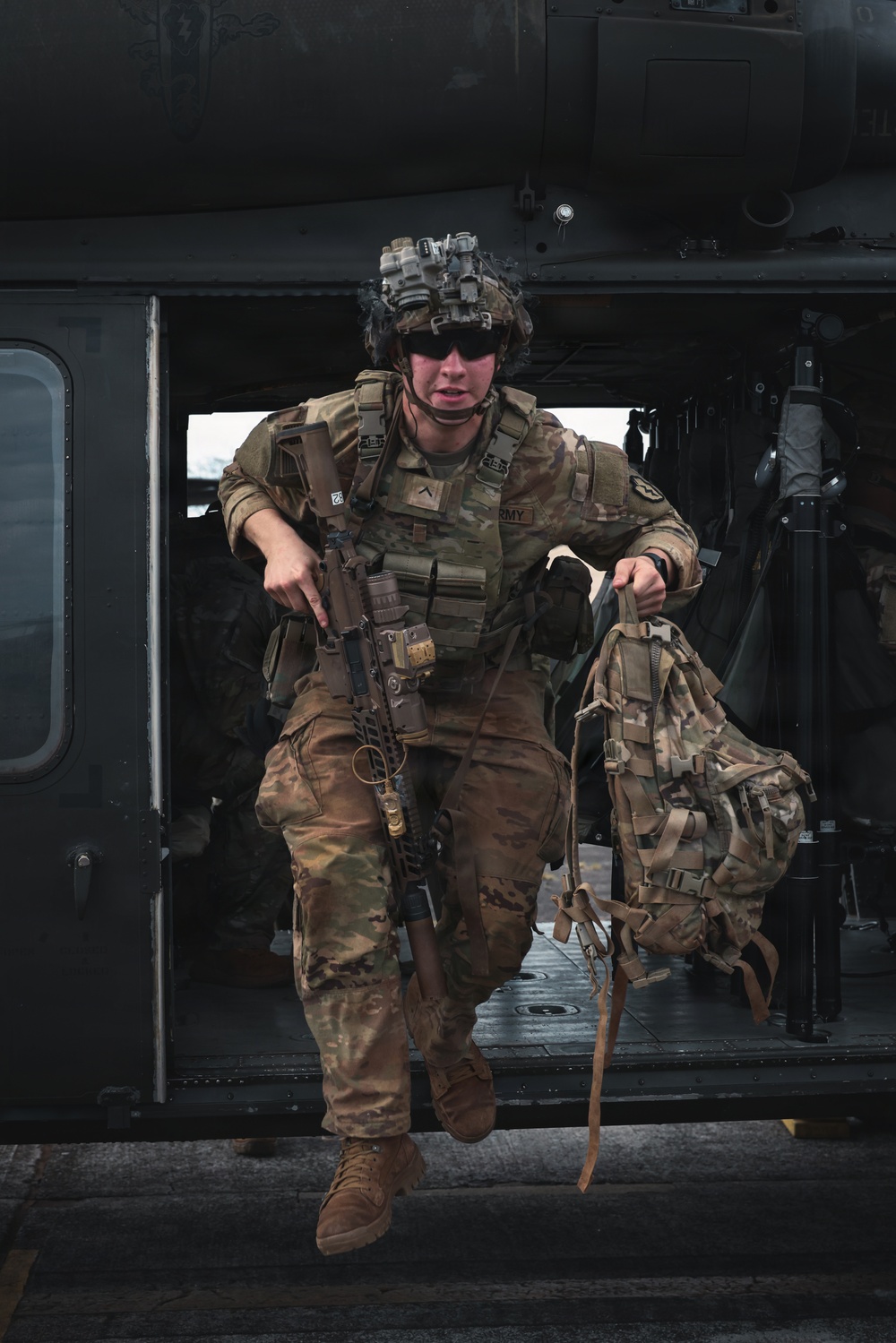 Wolfhounds Conduct Air Assault Training with 25th Combat Aviation Brigade, 25th Infantry Division