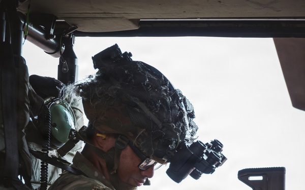 Wolfhounds Conduct Air Assault Training with 25th Combat Aviation Brigade, 25th Infantry Division