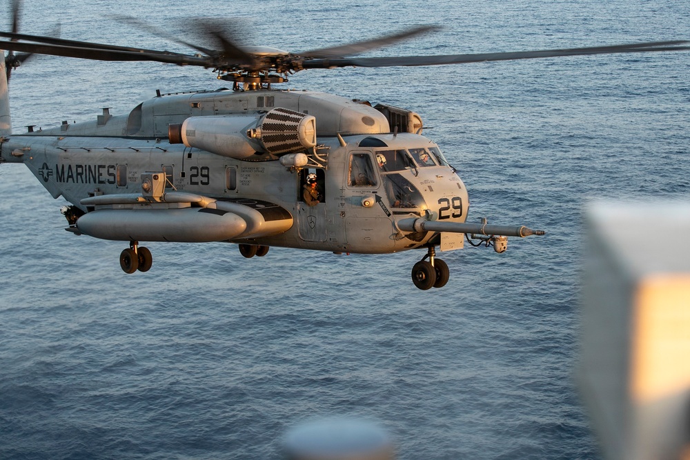 USS Tripoli Conducts Flight Operations with CH-53 Super Stallion