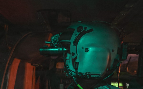 Wolfhounds Conduct Air Assault Training with 25th Combat Aviation Brigade