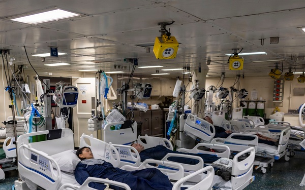 USS Iwo Jima Conducts Integrated Training Evolutions