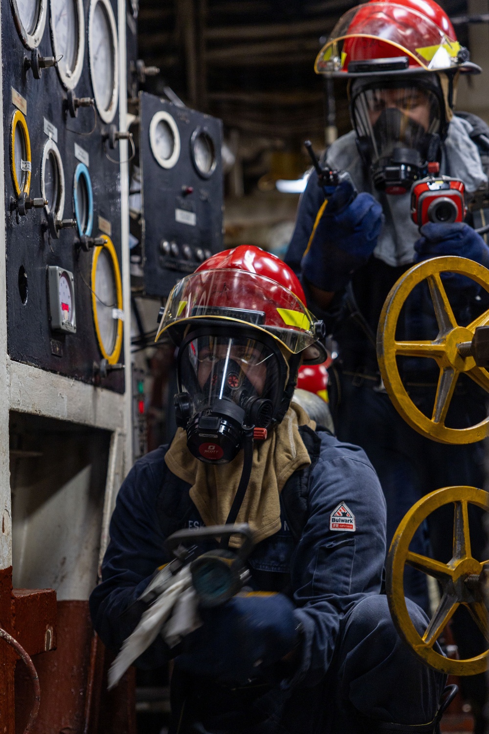 USS Iwo Jima Sailor Participate In An Integrated Training Environment