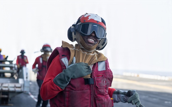USS Iwo Jima Sailors Take Part in an Aviation Training Team Evolution