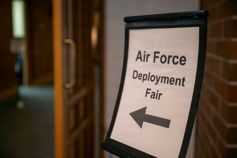 627th Force Support Squadron hosts Team McChord Deployment Fair