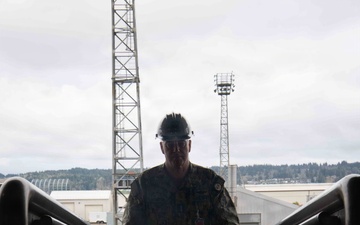 Naval Reactor Visits USS Ronald Reagan