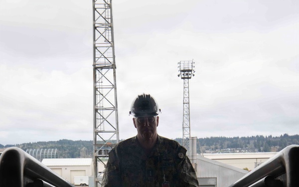 Naval Reactor Visits USS Ronald Reagan