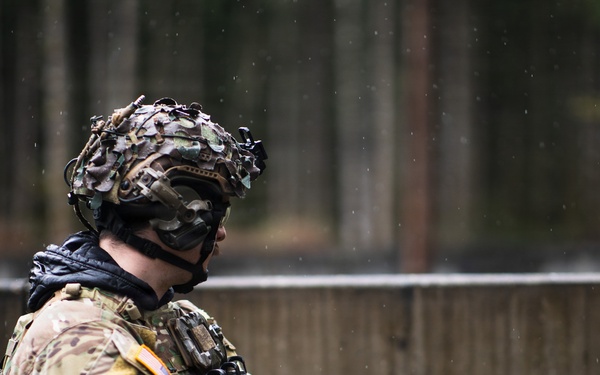 1st SFG(A) Soldiers conduct grenade training