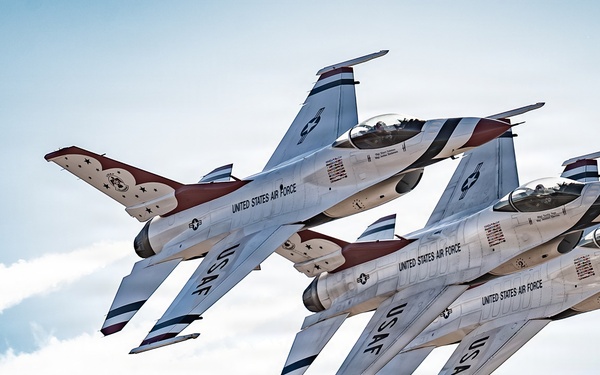 Thunderbirds Practice for Luke Days 2026