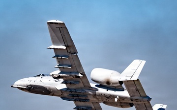 A-10 Makes Final Luke Days Appearance