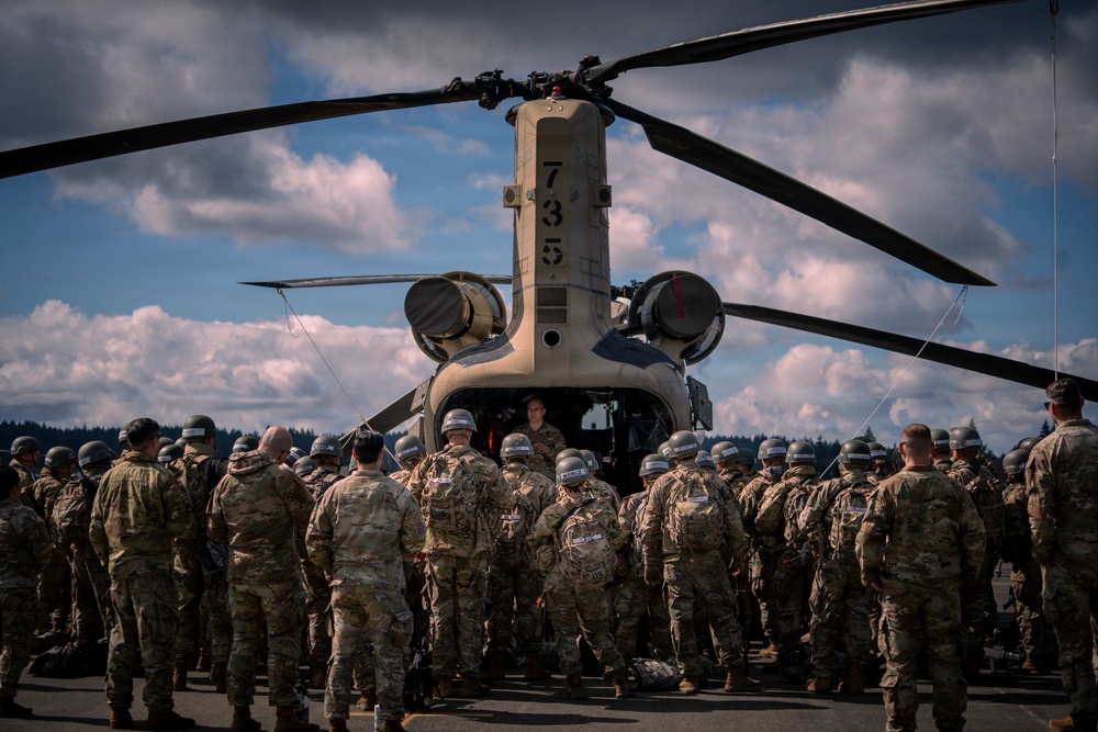 Grounded No More: Command sergeant major keeps OCS training cleared for takeoff