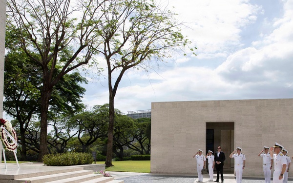 U.S. 7th Fleet Participates in Wreath Laying Ceremony at Manila American Cemetery and Memorial