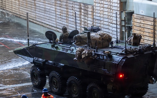 11th MEU Marines, Sailors Conduct Well-Deck Operations Aboard USS Comstock