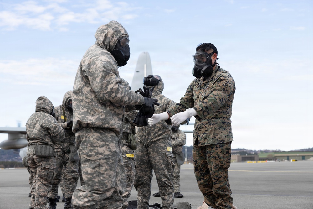 CORE26 | U.S. Marines with VMGR-252 and MWSS-273 conduct CBRN drills in Norway
