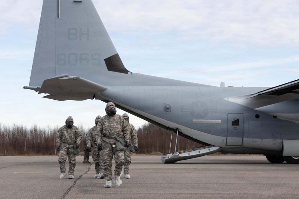 CORE26 | U.S. Marines with VMGR-252 and MWSS-273 conduct CBRN drills in Norway