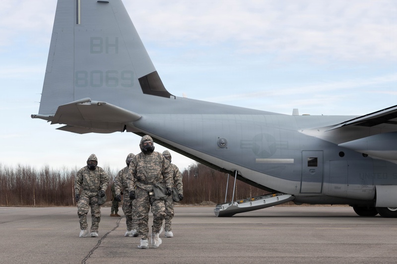CORE26 | U.S. Marines with VMGR-252 and MWSS-273 conduct CBRN drills in Norway
