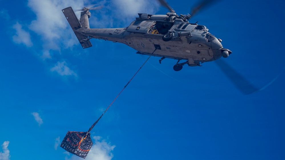 USS Tripoli Sailors Conducts Vertrep Training