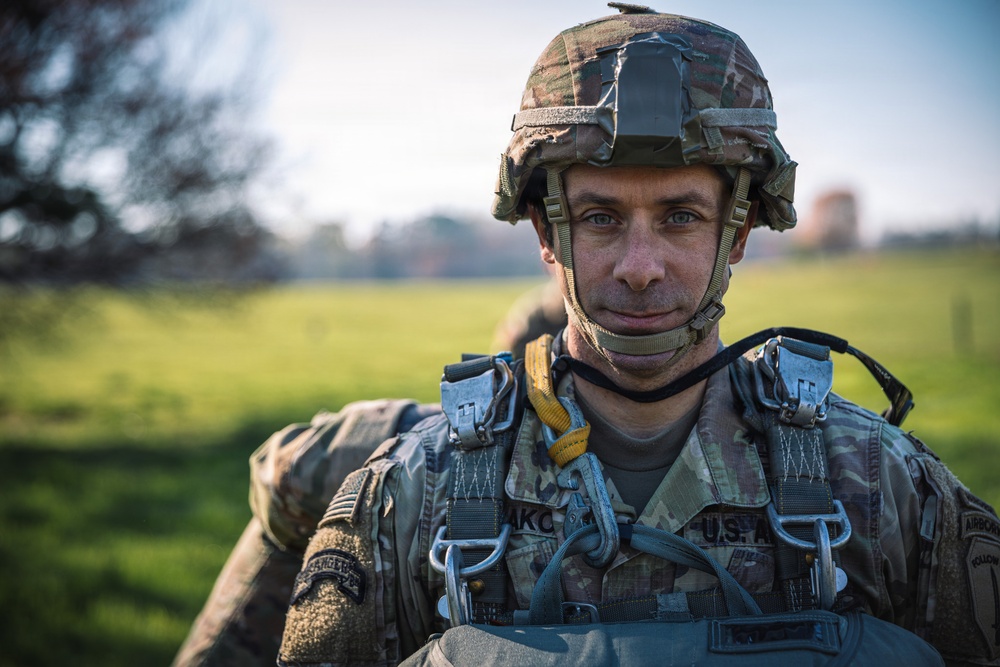 5th Ranger Training Battalion Airborne Jump